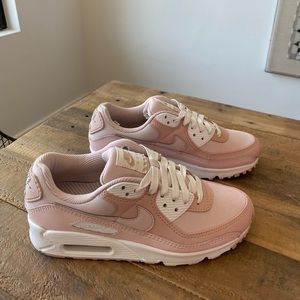 Womens Air Max 90 / Barely Rose / US 6.5